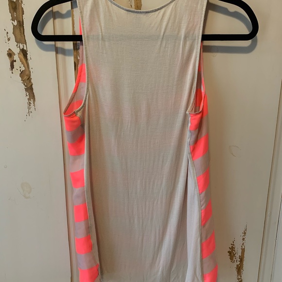 Express tank top nude and neon pink size small - Picture 2 of 3